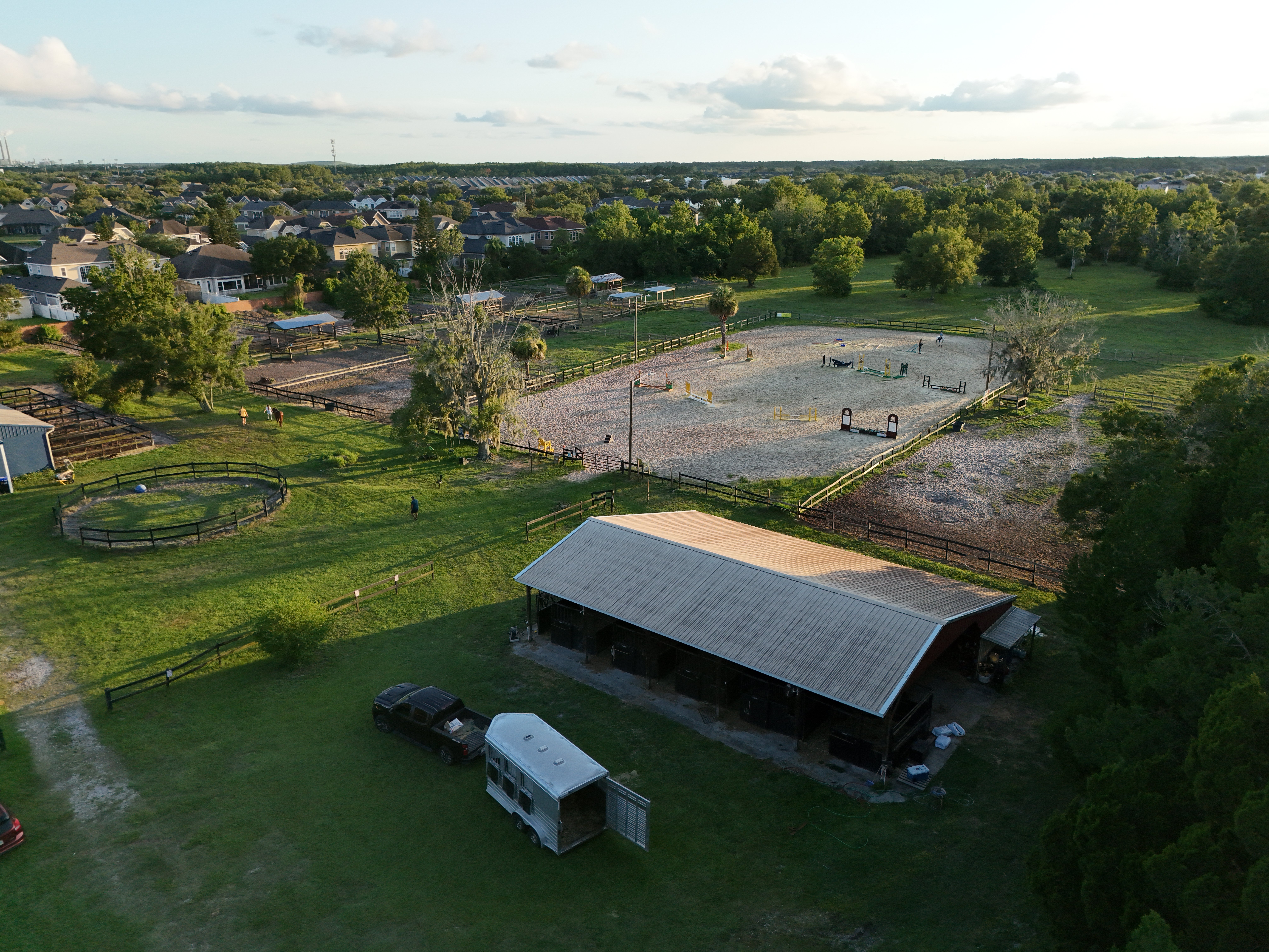 Horse Ranch Stables With truck (2)